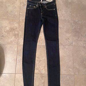 Rag & Bone Women’s Blue skinny jeans size 26